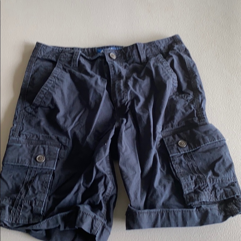 Arizona black cargo shorts